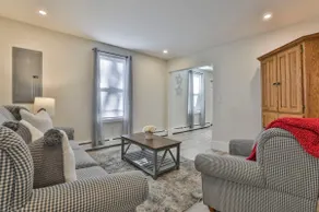 Great for Families Modern Farmhouse Near Shopping - Image 3