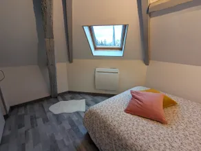 Benefits: 2 bright bedrooms, fiber, air conditioning, 15 min to the train station - Image 3