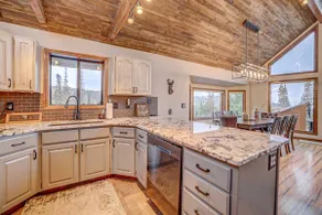 The Cabin at Ridge View-wonderful mountain escape! - Image 5