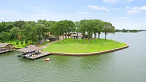 Perfect Lakehouse ~Dock w/ 2 slips ~Kayaks ~Ramp - Image 2