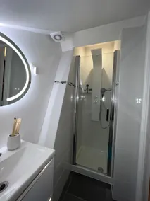 The Versailles Cocoon - Image 2