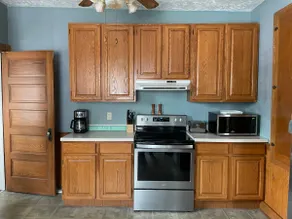 Victorian Vacation Home - Image 5
