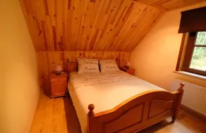 Single large house with sauna in the forest - Image 5