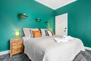 1 Bedroom / Wifi / Sleep 4 / Parking / 30% OFF - Image 2