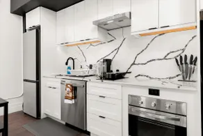 Chic Urban Retreat: Riverwalk/CityView,King/Arcade - Image 2