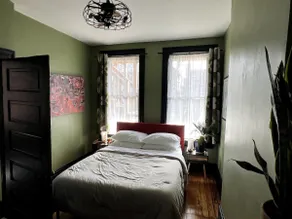 Beautiful apartment in STL's Shaw neighborhood - Image 5