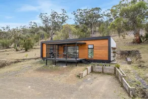 Modern 3 bedroom Country Cabin. - Image 2