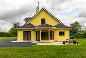 Yellow House - Image 2