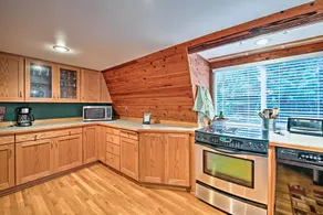 Thor's Hammer Riverfront Cabin - Image 5