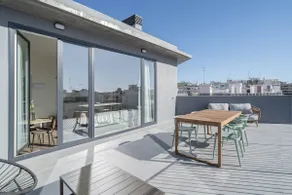 limehome Valencia Sant Jacint | Studio + Terrace - Image 5