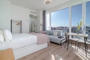 limehome Valencia Sant Jacint | Studio + Terrace - Image 2