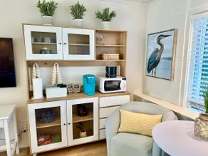 Waterway Luxury Suite - Image 2
