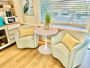 Waterway Luxury Suite - Image 3