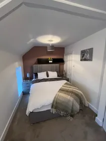 The Farmhouse - Image 2