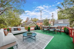 Redwood Retreat-RoofDeck/GameRoom/Walk to Downtown - Image 2