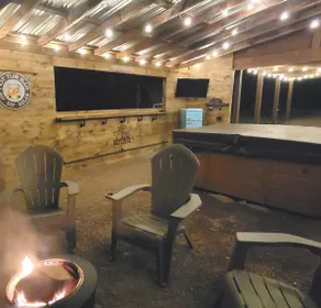 5 min to Wisp, covered hot tub, firepits, Dogs OK - Image 4