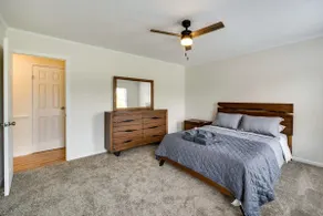 Spacious Cozy Glen Allen, Steamboat Home - Image 3