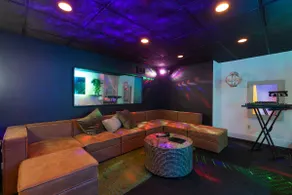 Huge Triplex + Movie Theater - Image 5