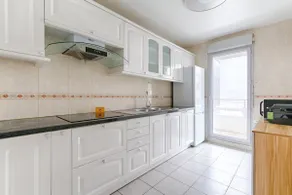 Saint Denis Leon Nozal Magnifique Apartment 5P - Image 5