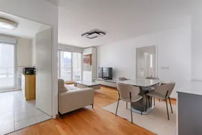 Saint Denis Leon Nozal Magnifique Apartment 5P - Image 2