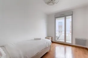 Saint Denis Leon Nozal Magnifique Apartment 5P - Image 4