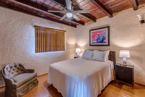 Tucson Charm, STEAM ROOM, Hot Tub, Outdoor Kitchen - Image 3