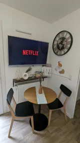 Cozy studio with garden 1 min from the train station - Image 3