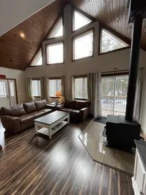Explorer's Retreat - Image 4