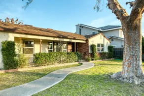 Charming n Cozy in San Gabriel - Image 2