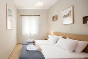 Plaka Modern Apartment - Image 2