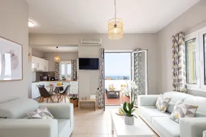 Plaka Modern Apartment - Image 3