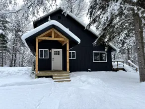 River Retreat - Image 3