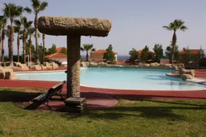 Stunning Duplex with Sea Views - Image 5