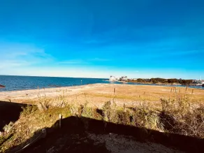 Oyster Point - Image 4