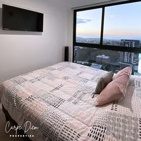 Amazing 22nd Floor SkyGarden, Parkng,WIFI,Pool,Gym - Image 5