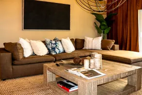 *SuperHost* RH Style Beach House, 8min to Ocean - Image 3