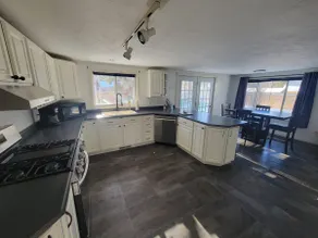 Dave's Place - Image 3