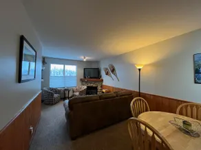 Guest Favourite Ground Floor ski in/out to door - Image 5