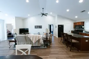 Auburn's Hideaway - Image 2