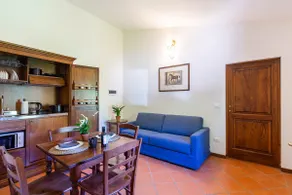 I Cipressi, with pool - Image 3