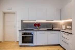 Zeller Tione Apartment - Image 4