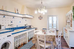 Downtown Noli, Spacious Kinfolk-Style House + Parking - Image 2