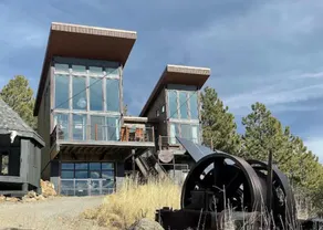 Getaway Cabin W/ Stunning View - Image 5