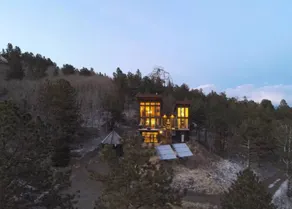 Getaway Cabin W/ Stunning View - Image 2