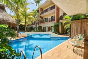 Zen Oasis Swim Up Condo Pool W Tiki Hut Bar + Gym - Image 2