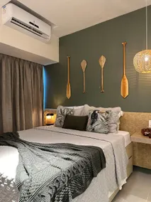 Luxury studio with stunning river view. - Image 2