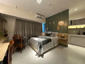 Luxury studio with stunning river view. - Image 4