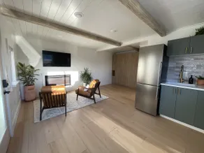 Cayucos Cottage Studio - Peak-A-Boo Ocean Views - Image 3