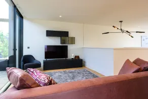 180* view, 3 bedrooms, 2 bathrooms + Balcony! - Image 2