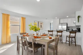 Business Haven in New Braunfels with 5 Beds - Image 3